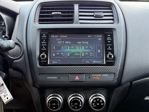 Used 2024 Mitsubishi Outlander Sport ES AWD/4WD image 16