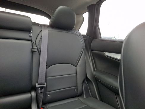 Used 2019 INFINITI QX50 Luxe w/ Navigation Package image 16