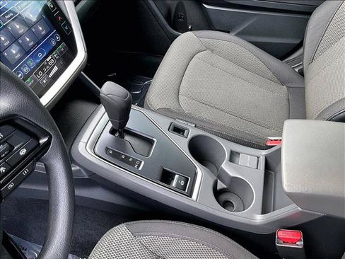 Used 2024 Subaru Crosstrek 2.0i Premium w/ Crosstrek Mirror Package AWD/4WD image 15