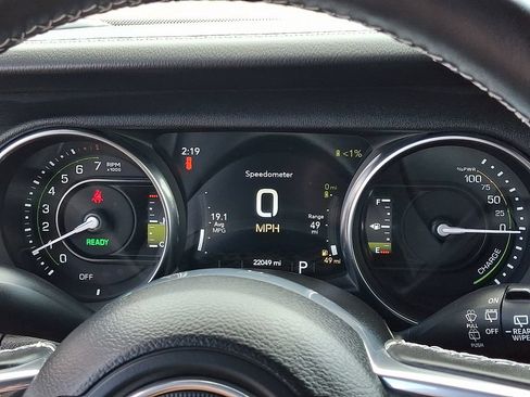 Used 2023 Jeep Wrangler Unlimited Sahara w/ Cold Weather Group AWD/4WD image 26