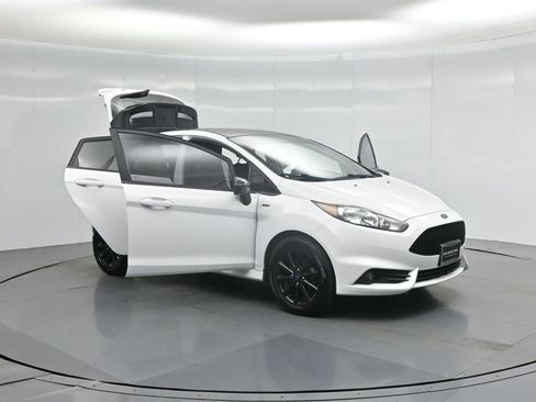 Certified 2019 Ford Fiesta ST-Line image 27
