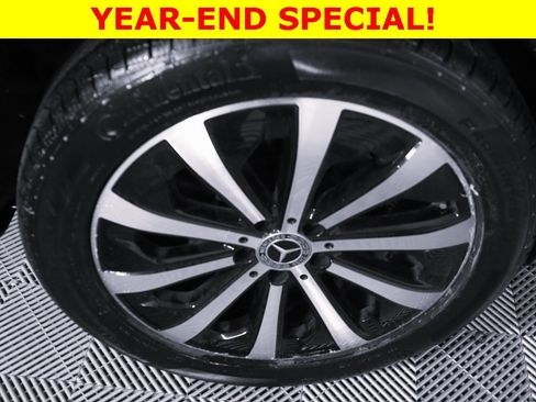 Used 2022 Mercedes-Benz GLB 250 4MATIC image 7