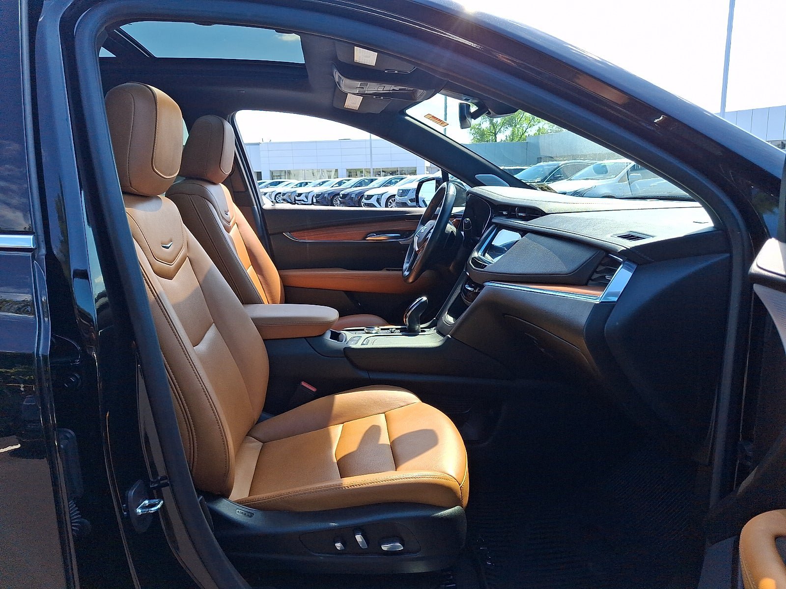 Certified 2023 Cadillac XT5 Premium Luxury AWD/4WD image 23