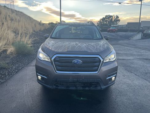 Used 2021 Subaru Ascent Limited AWD/4WD image 2