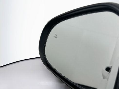 Used 2023 Hyundai Santa Fe SE FWD image 16