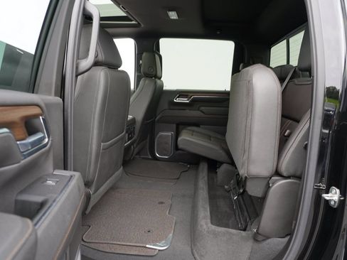 Used 2024 Chevrolet Silverado 3500 High Country w/ High Country Premium Package AWD/4WD image 19
