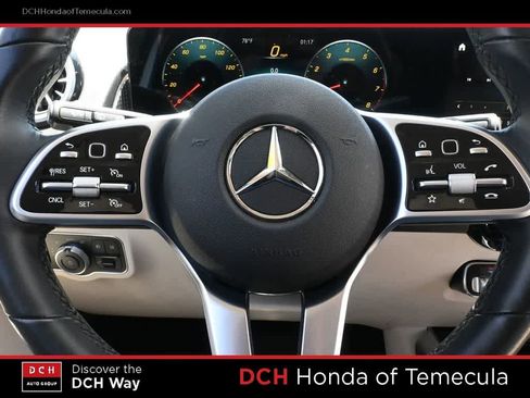 Used 2022 Mercedes-Benz GLB 250 image 9