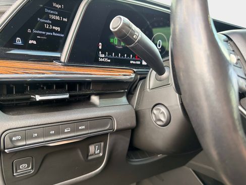 Used 2021 Cadillac Escalade ESV Luxury image 58