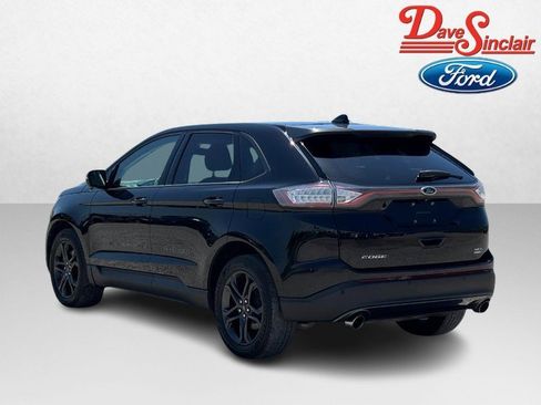 Used 2018 Ford Edge SEL w/ Equipment Group 201A AWD/4WD image 9