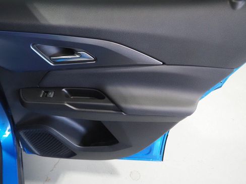 Used 2024 Chevrolet Equinox EV FWD LT w/ 2LT w/ LPO, All-Weather Mat Package image 66