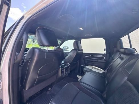 Used 2022 RAM 2500 Laramie w/ Night Edition AWD/4WD image 7