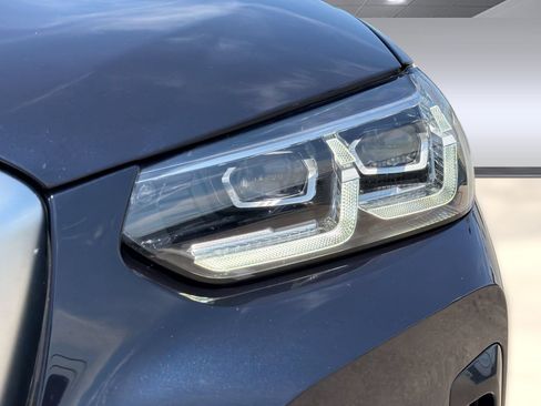Used 2024 BMW X3 sDrive30i w/ M Sport Package RWD image 11