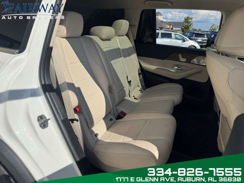 Used 2025 Mercedes-Benz GLS 450 4MATIC image 13