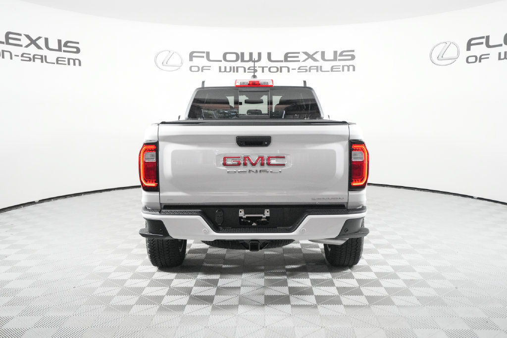 Used 2025 GMC Canyon Denali AWD/4WD image 6