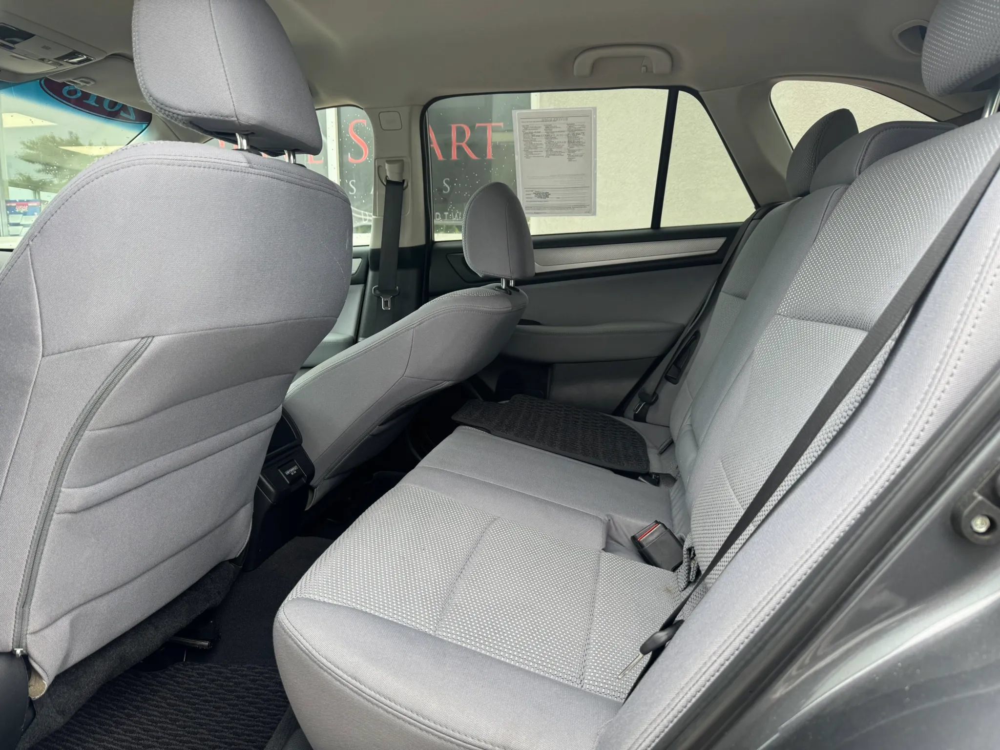 Used 2018 Subaru Outback 2.5i Premium AWD/4WD image 11