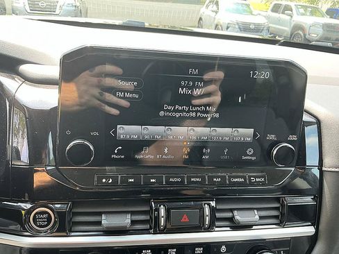 Used 2022 Nissan Pathfinder SL w/ SL Black Package FWD image 16