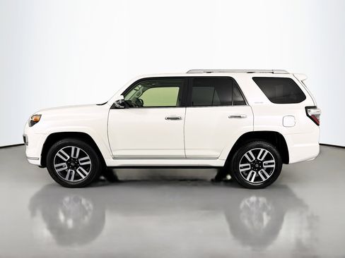 Used 2023 Toyota 4Runner Limited AWD/4WD image 8