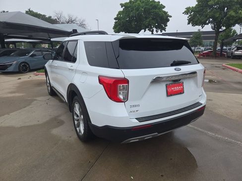 Used 2020 Ford Explorer XLT w/ Equipment Group 202A RWD image 3