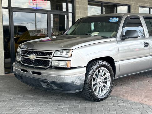Used 2006 Chevrolet Silverado 1500 LT w/ Light Duty Power Package RWD image 75