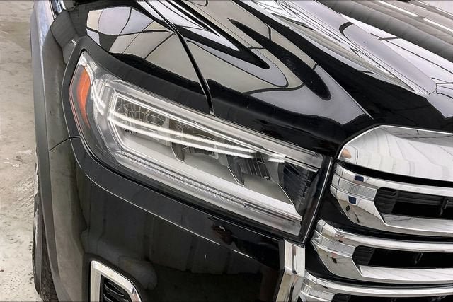 Certified 2023 GMC Acadia SLT w/ Trailering Package AWD/4WD image 26