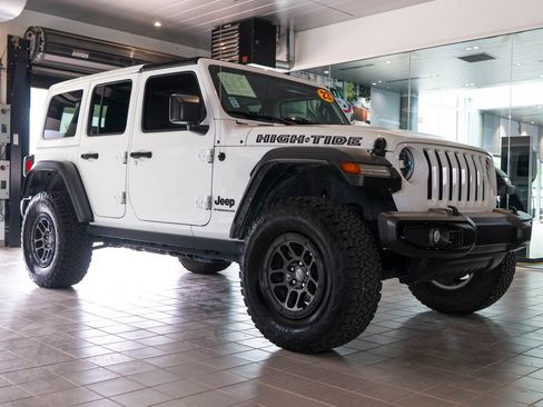Used 2023 Jeep Wrangler Unlimited Sport AWD/4WD image 2