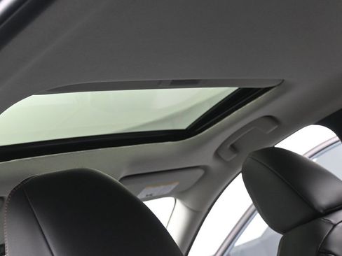 New 2026 Nissan Sentra SR w/ SR Premium Package image 23