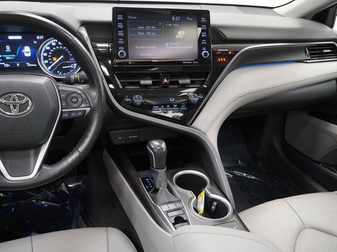 Used 2023 Toyota Camry XLE image 24