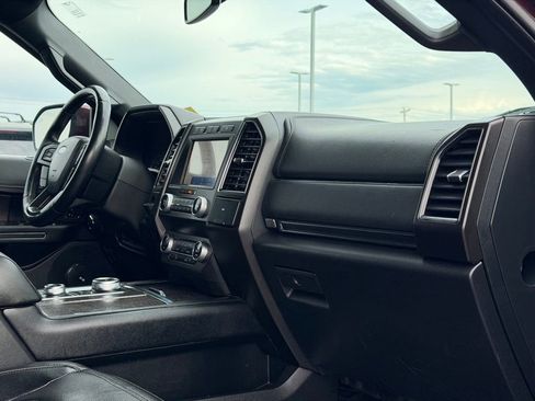 Used 2021 Ford Expedition Max Limited AWD/4WD image 24
