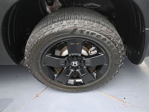 Used 2025 Honda Ridgeline Black Edition image 25