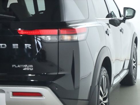Certified 2023 Nissan Pathfinder Platinum AWD/4WD image 50