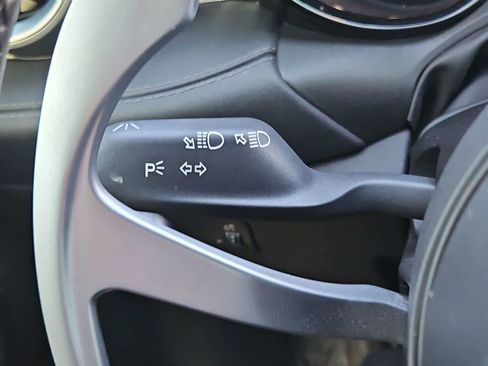 Used 2024 Alfa Romeo Tonale Veloce image 27