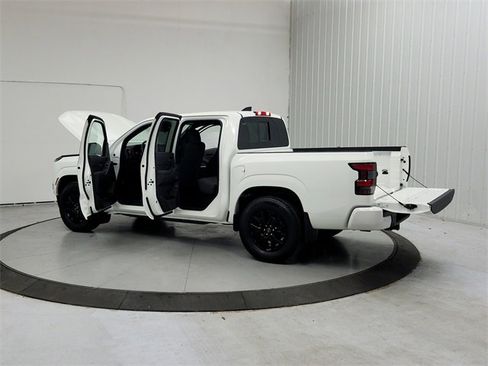 New 2026 Nissan Frontier SV w/ Tow Package image 13