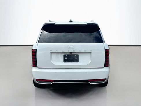 Used 2026 Hyundai Palisade Calligraphy FWD image 4