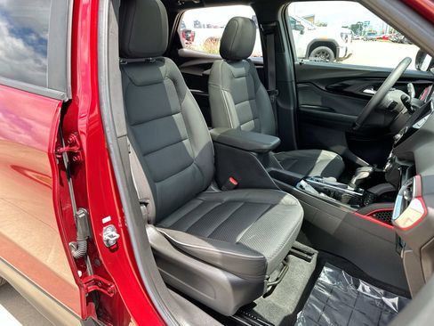 Used 2022 Chevrolet TrailBlazer RS w/ Sun and Liftgate Package FWD image 24