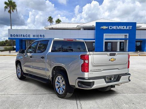 Used 2022 Chevrolet Silverado 1500 Custom image 3