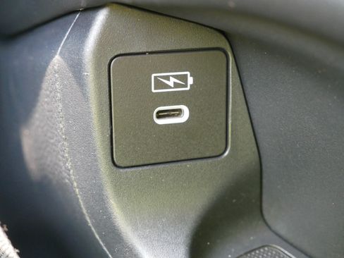 Certified 2025 Honda HR-V LX image 33