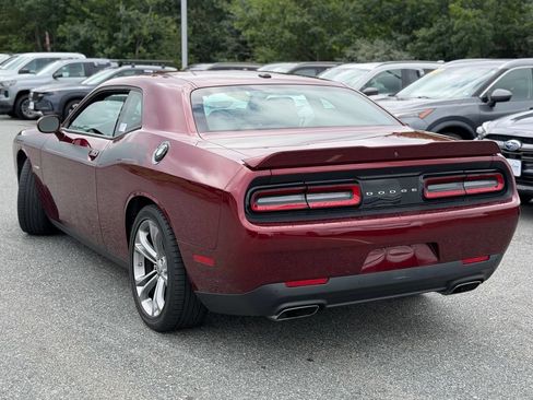 Used 2022 Dodge Challenger R/T RWD image 3