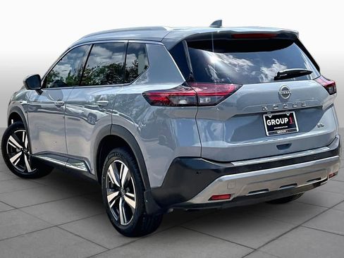 Certified 2022 Nissan Rogue SL FWD image 12