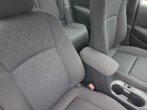 Used 2024 Toyota Corolla LE image 18