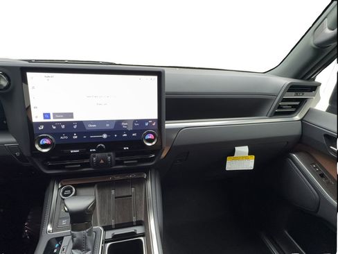 Used 2026 Lexus GX 550 w/ Cold Area Package AWD/4WD image 51