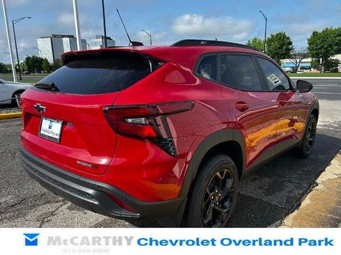 New 2026 Chevrolet Trax LT w/ Driver Confidence Package FWD image 5