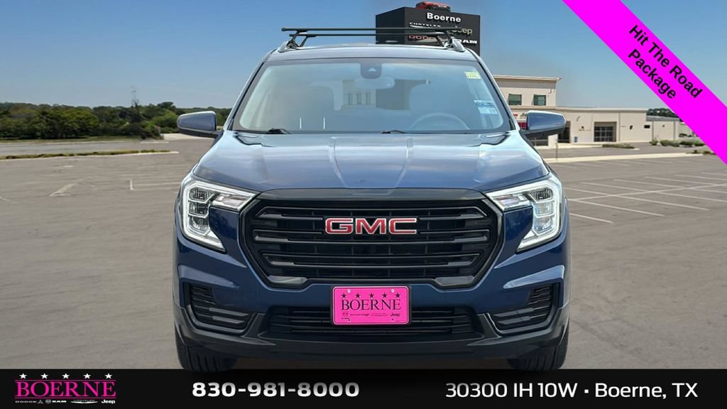 Used 2022 GMC Terrain SLE w/ Driver Convenience Package FWD image 8