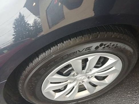 Used 2012 Hyundai Sonata GLS image 10