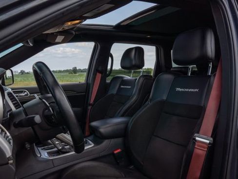 Used 2018 Jeep Grand Cherokee Trackhawk AWD/4WD image 14