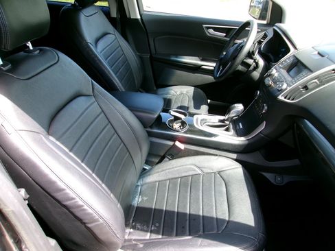 Used 2017 Ford Edge SEL w/ Class II Trailer Tow Package image 20