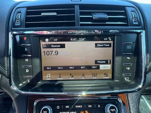 Used 2017 Lincoln Continental Reserve w/ Luxury Package AWD/4WD image 38
