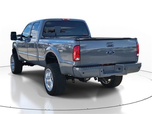 Used 2004 Ford F250 4x4 Crew Cab Super Duty image 3