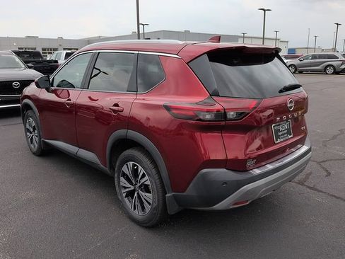 Used 2023 Nissan Rogue SV w/ SV Premium B Package FWD image 5