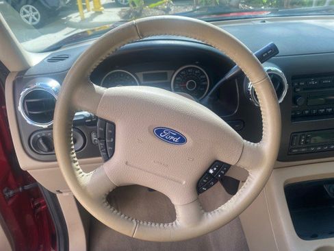 Used 2006 Ford Expedition Eddie Bauer image 38