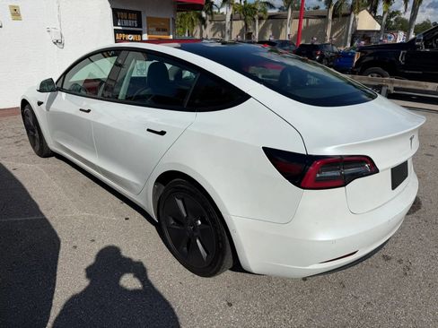 Used 2022 Tesla Model 3 RWD image 6